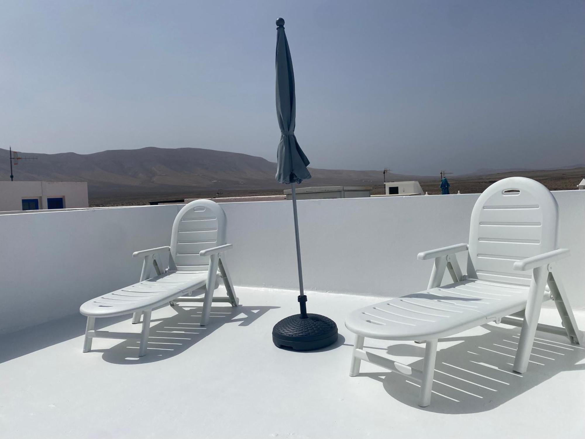 Casa Rosa Apartment Famara Luaran gambar